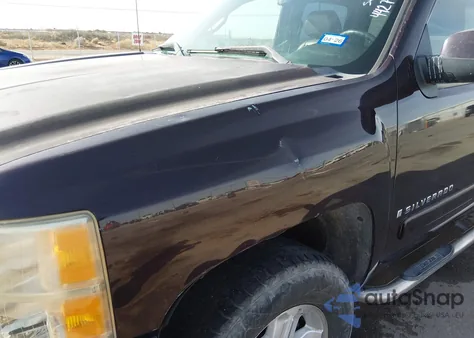 2008 Chevrolet Silverado 1500 Ltz z USA, uszkodzony, nr VIN 2GCEK13M381118838